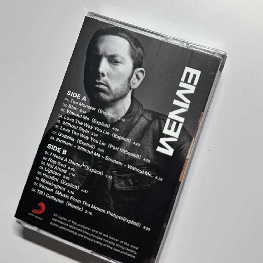 Cassette Sellado Nuevo, Álbum  - Vintage And Collectible Books reseña y precio